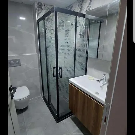 شقة Kadinlar Denizinde Harika Konumda 2+1 Luks Daire *